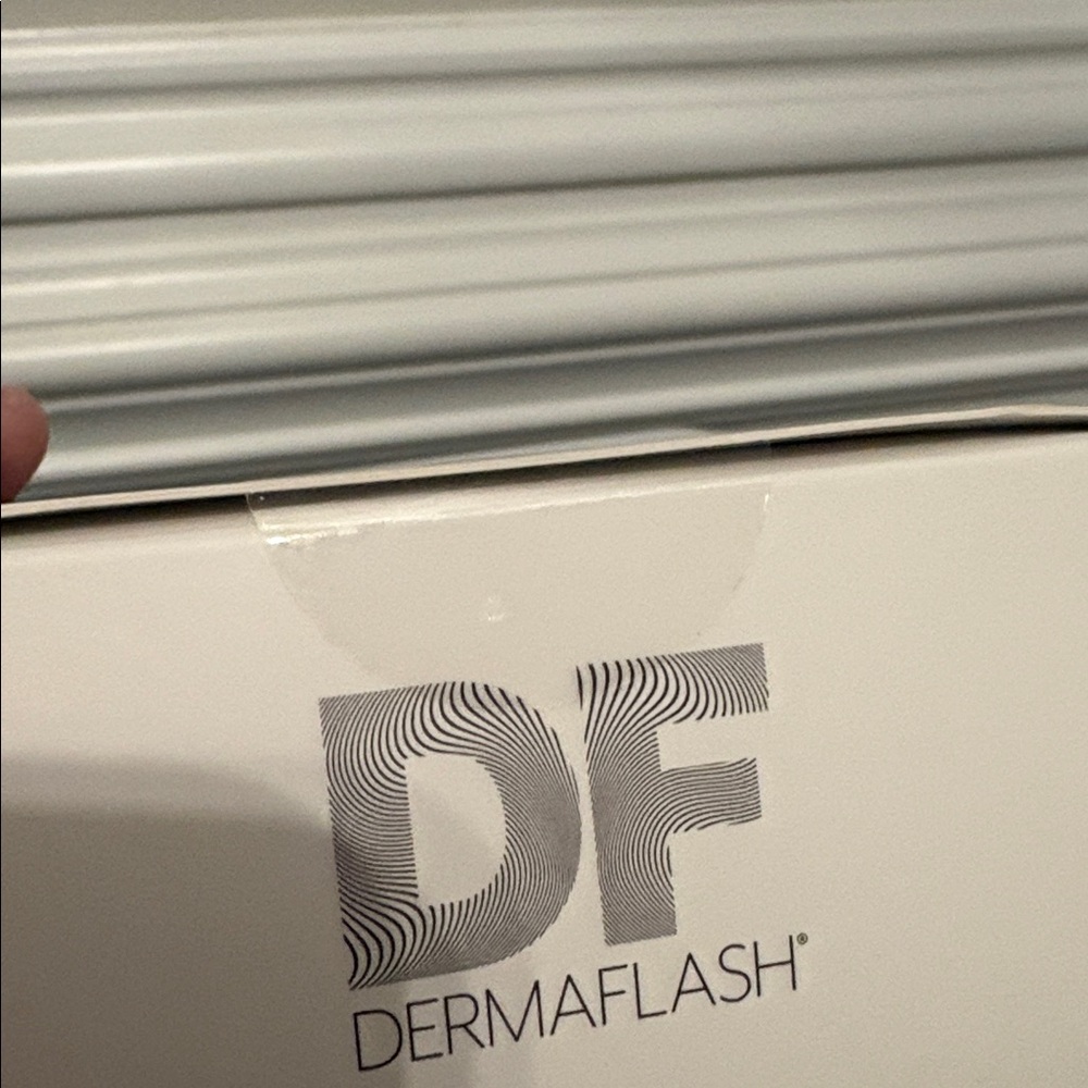 ✨ 🆕 Dermaflash DERMAPORE ROSE GOLD - Picture 5 of 5